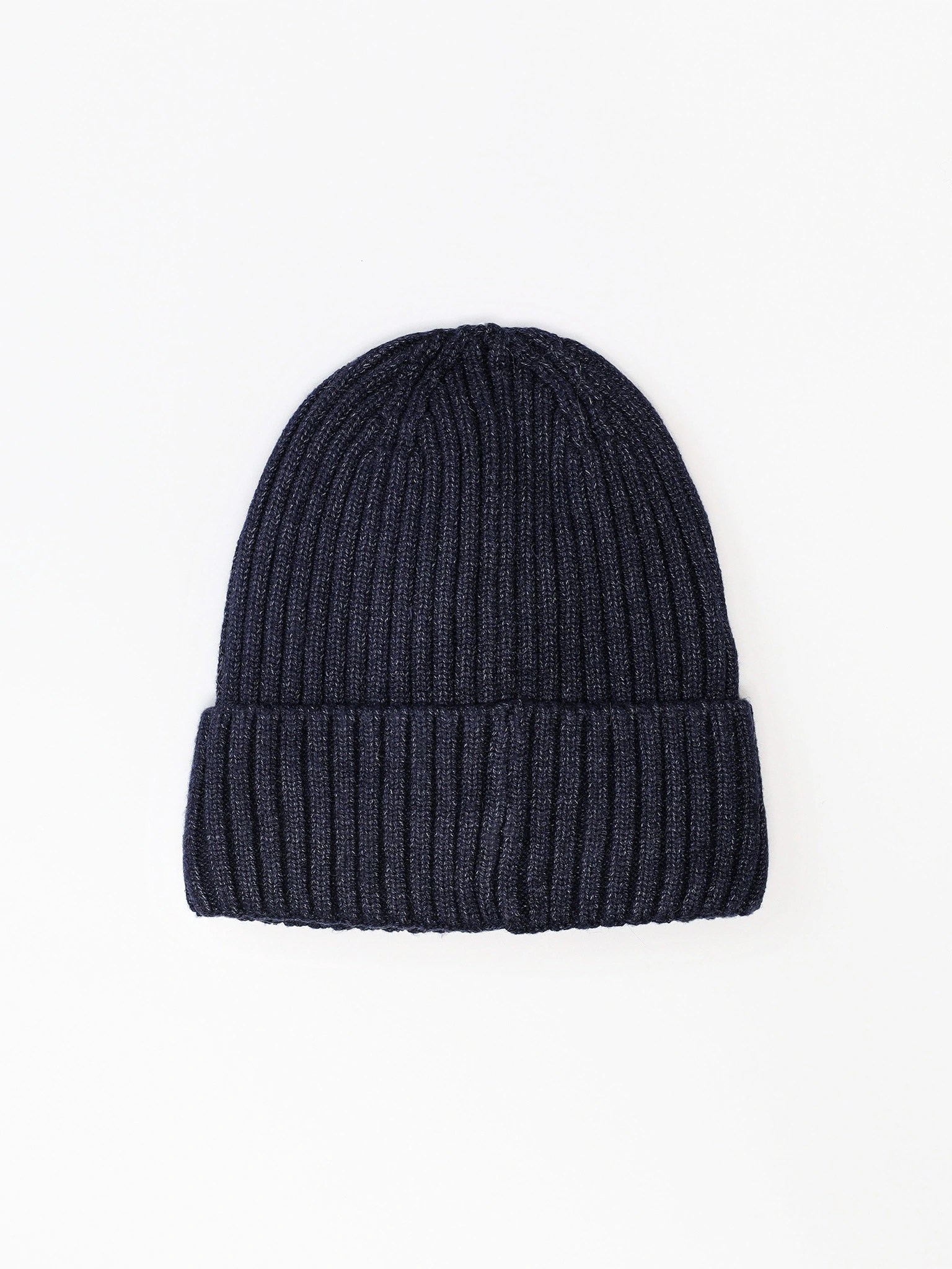 Шапка-бини из смесовой вискозы на подкладе с отворотом в ассортименте